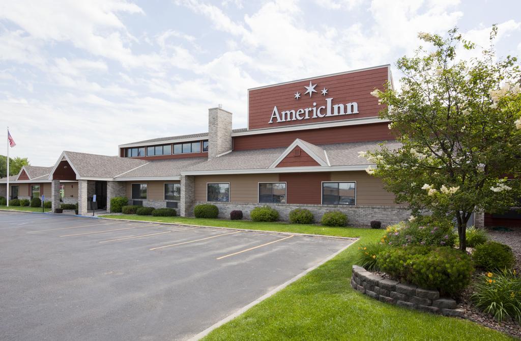 Americinn By Wyndham Fergus Falls Conference Center Exterior photo